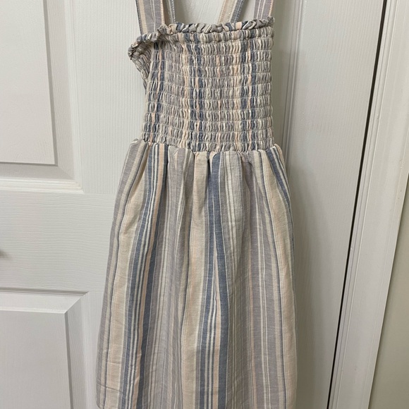American Eagle outfitters smocked mini dress with a crisscross back. Size small. - Picture 7 of 12